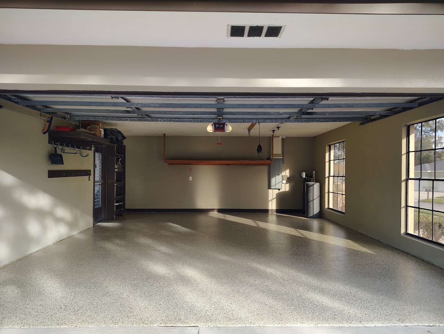 Floor coating installation by Trademark Garage Floors in New Port Richey, FL