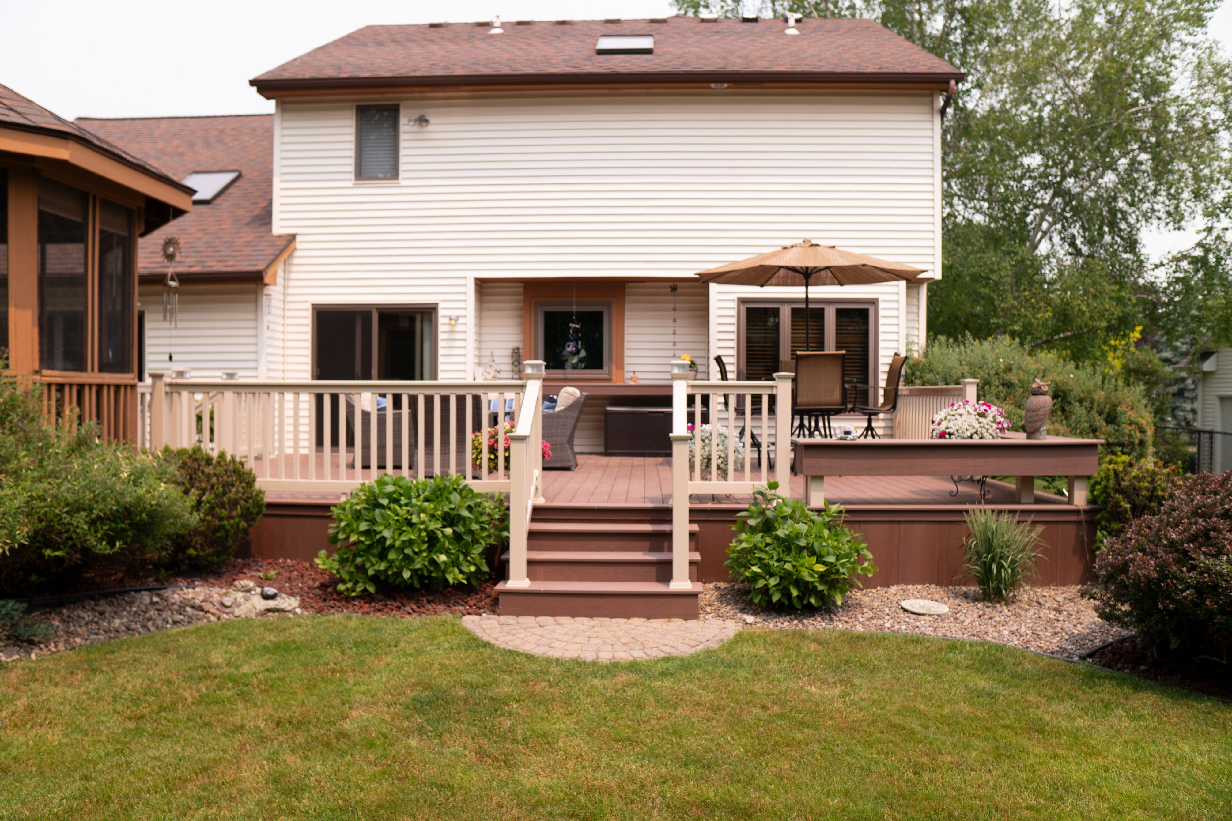 Custom Decks photo 5 — The Vinyl Outlet