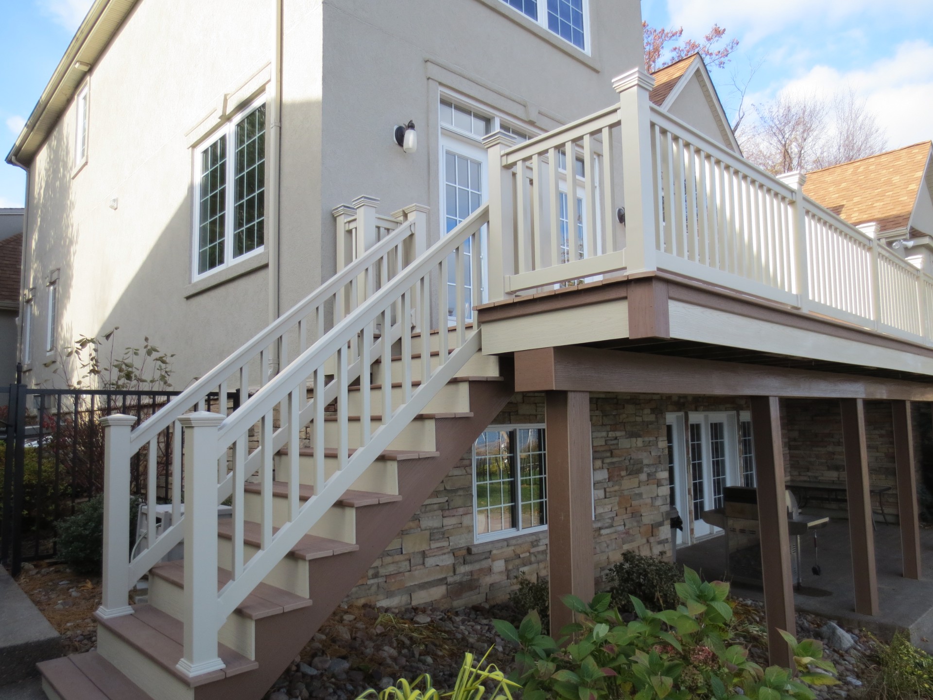 Second Story Decks photo 5 — The Vinyl Outlet