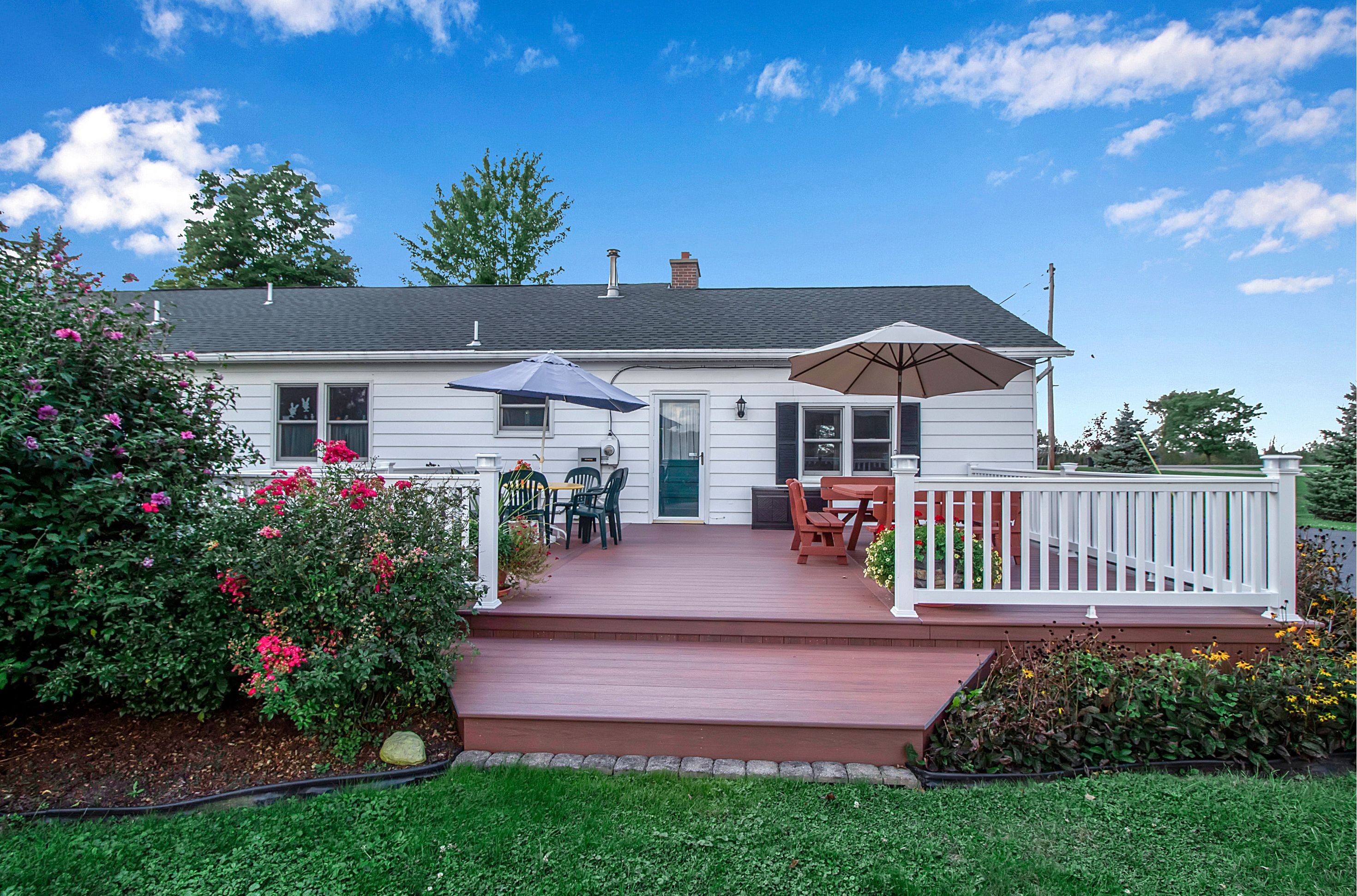 Traditional Decks photo 7 — The Vinyl Outlet