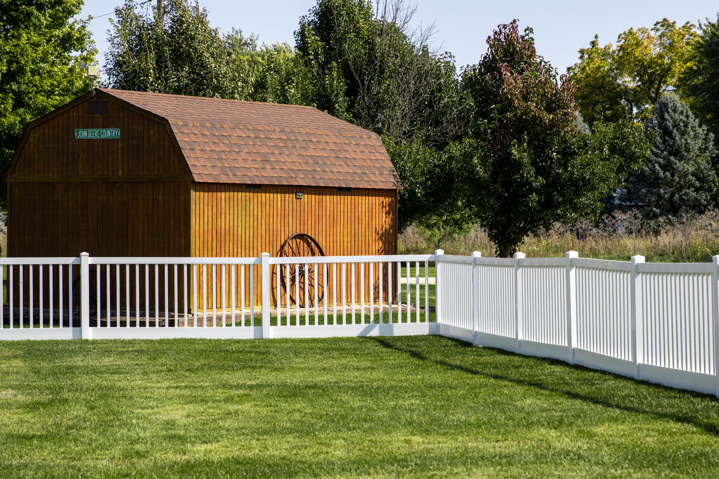 Picket Fencing photo 4 — The Vinyl Outlet