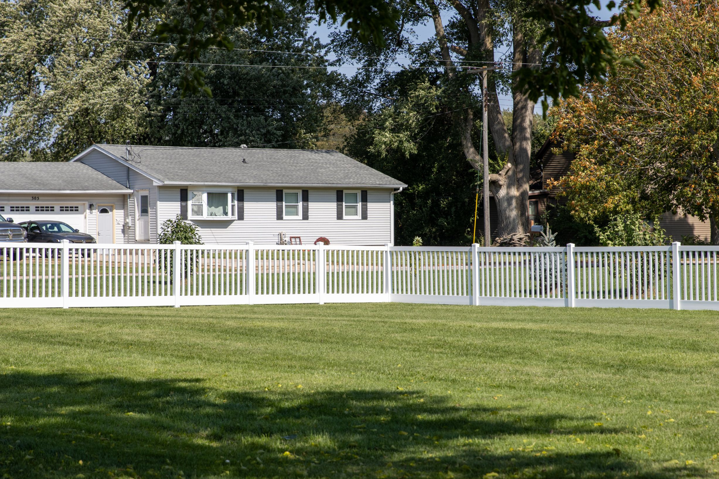 Picket Fencing photo 3 — The Vinyl Outlet
