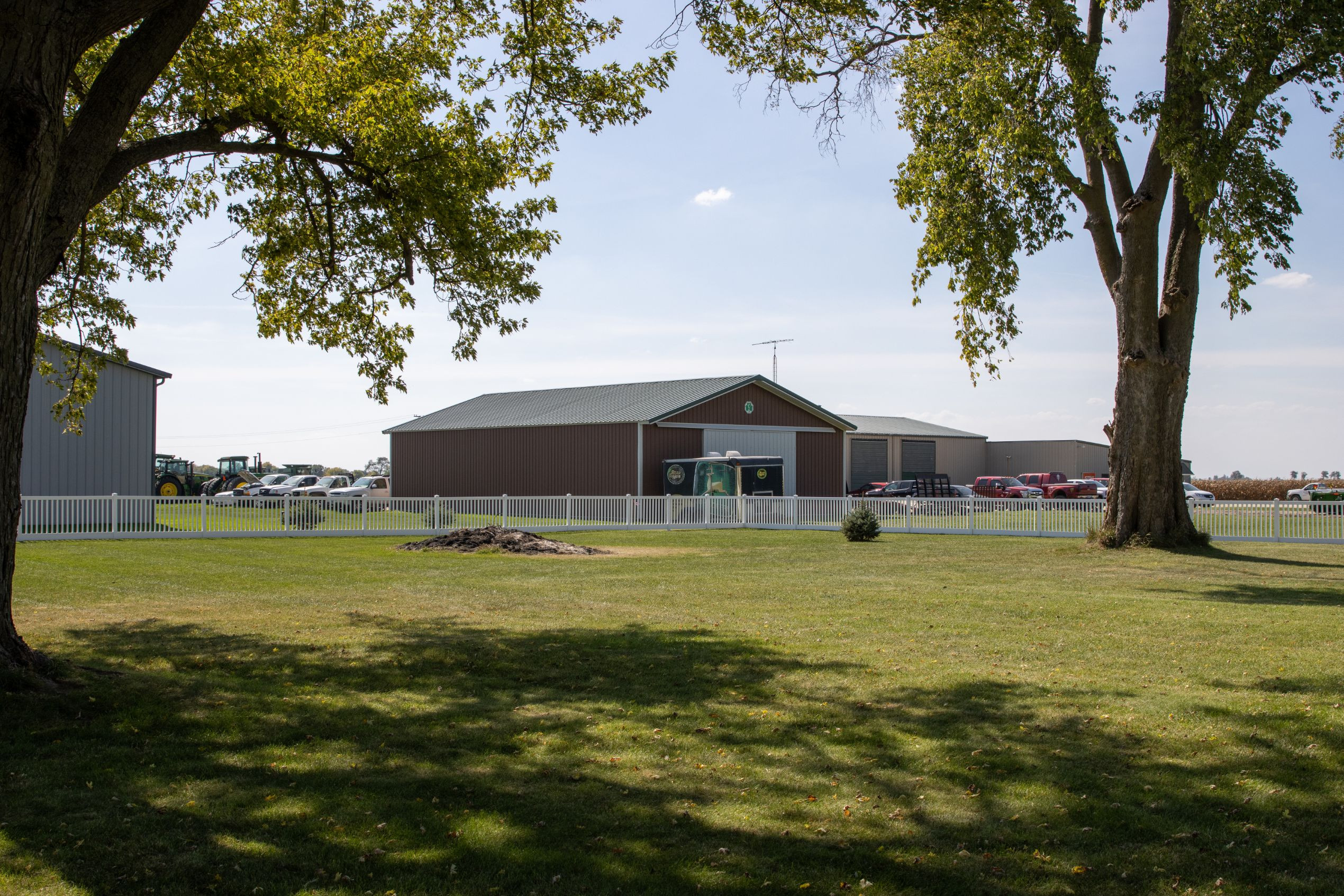 Picket Fencing photo 5 — The Vinyl Outlet