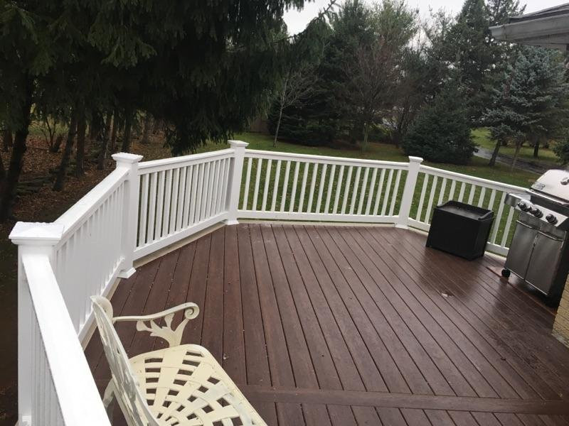 Deck Railings photo 12 — The Vinyl Outlet
