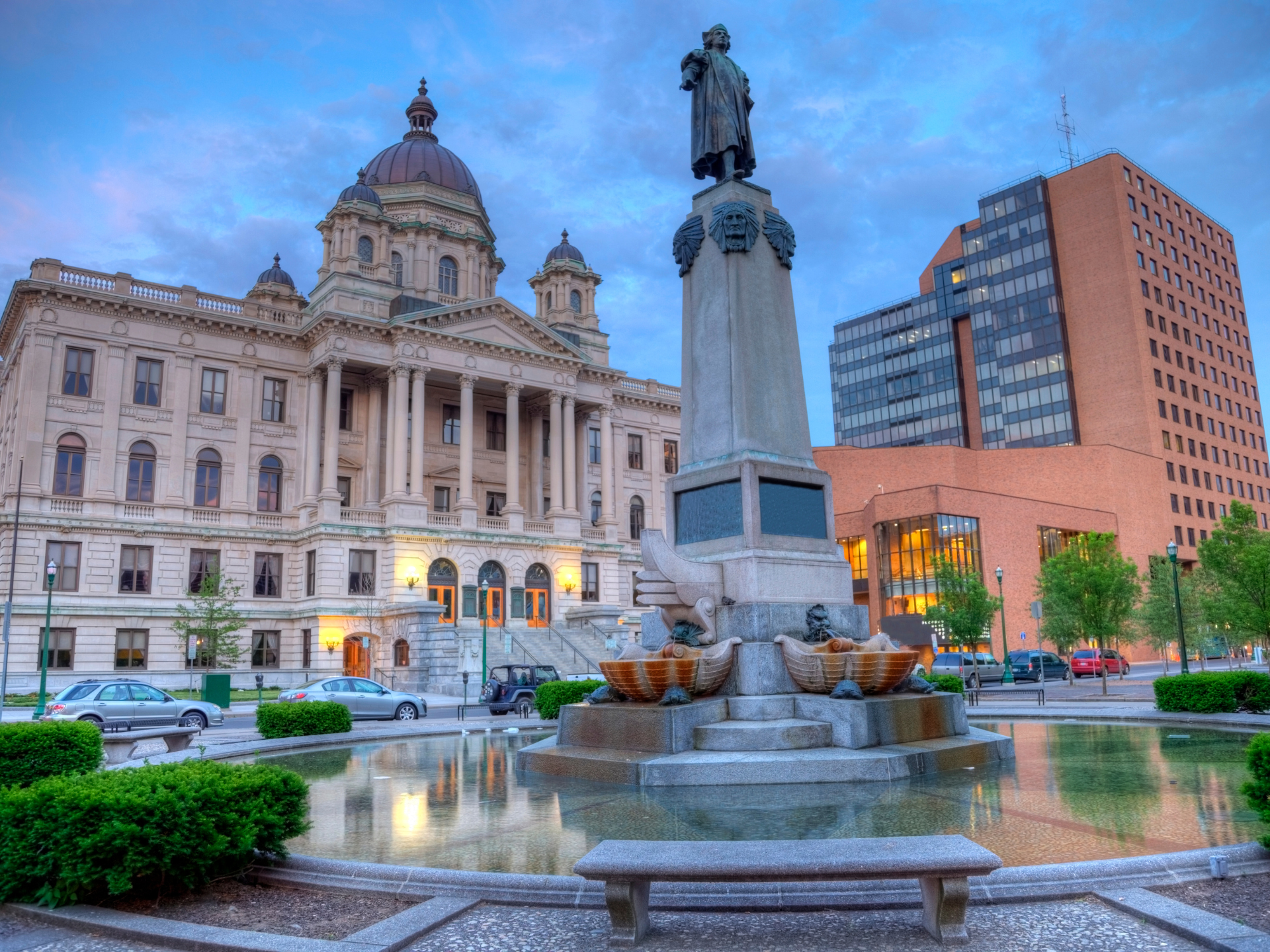 Syracuse - Sales/Service - The Vinyl Outlet