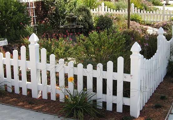 Picket Vinyl Fencing example 2