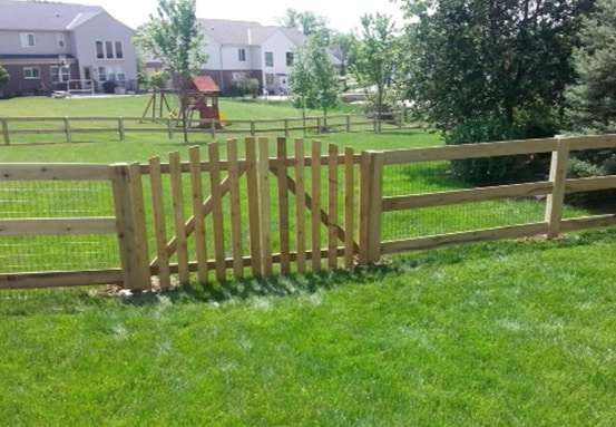 Picket Wood Fencing example 3