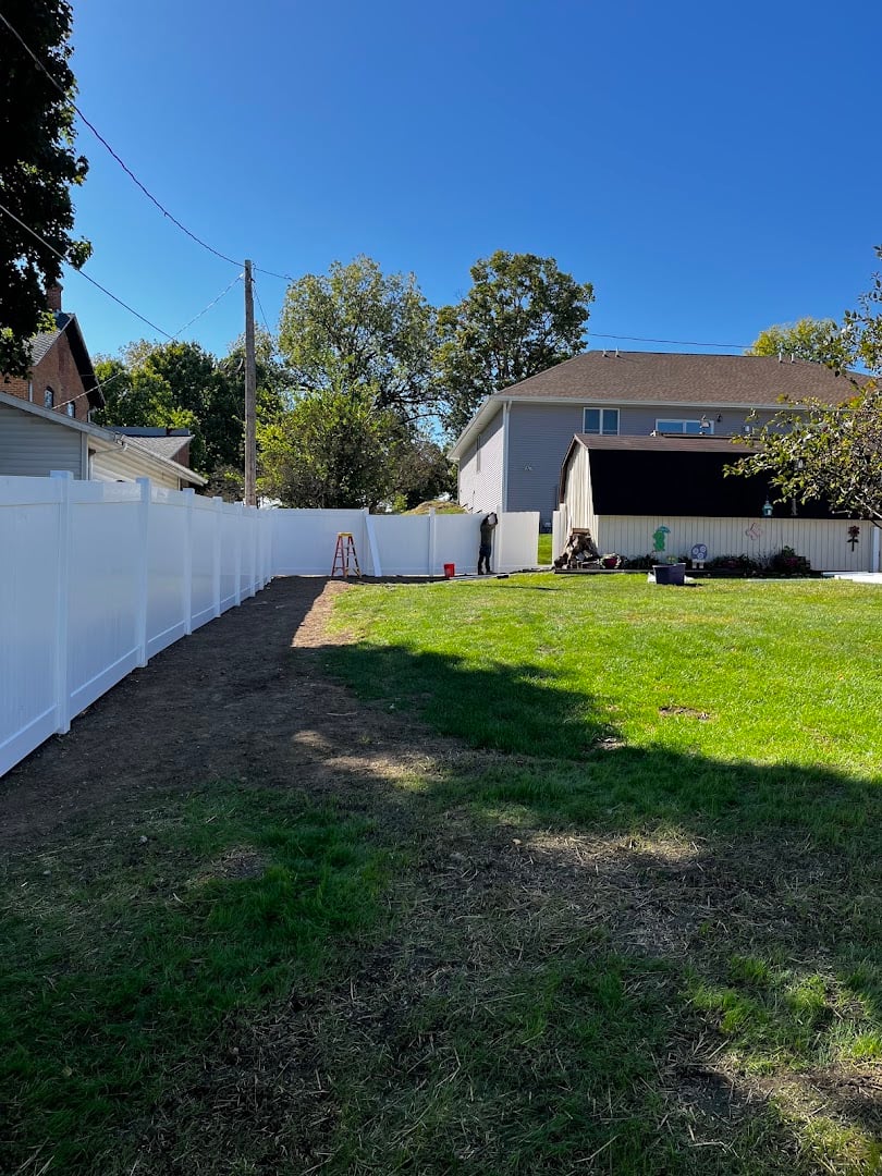 Backyard Vinyl fence project