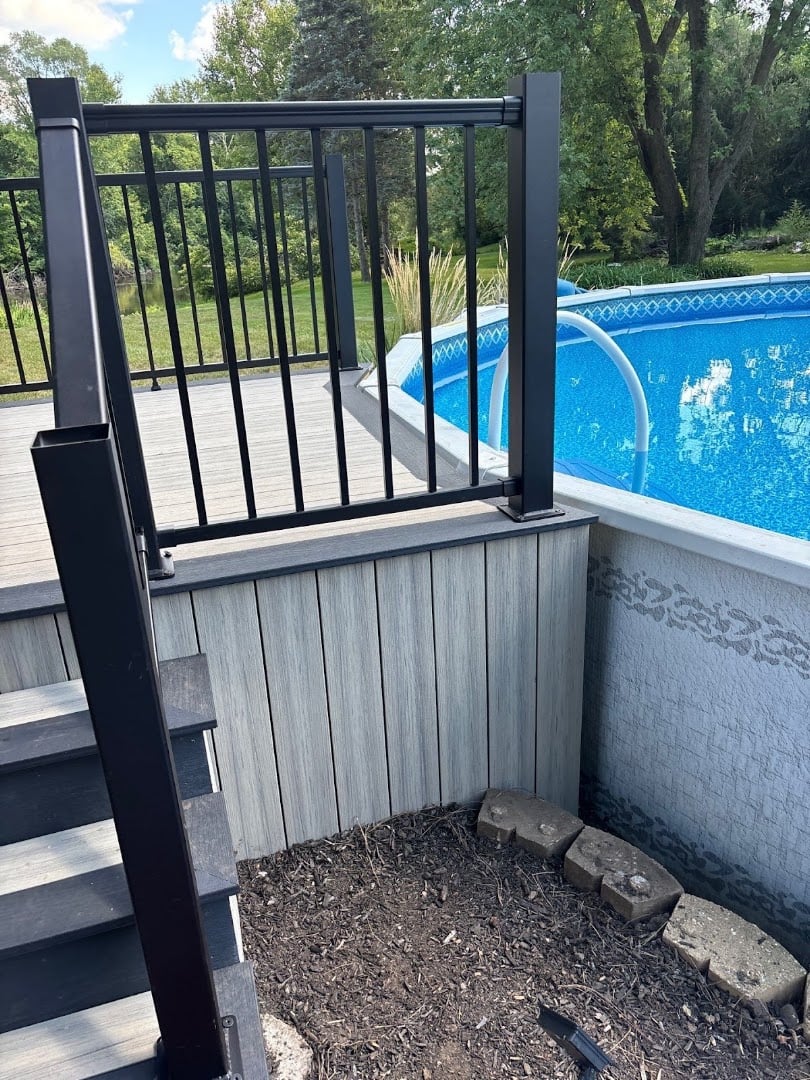 Backyard Vinyl railing project