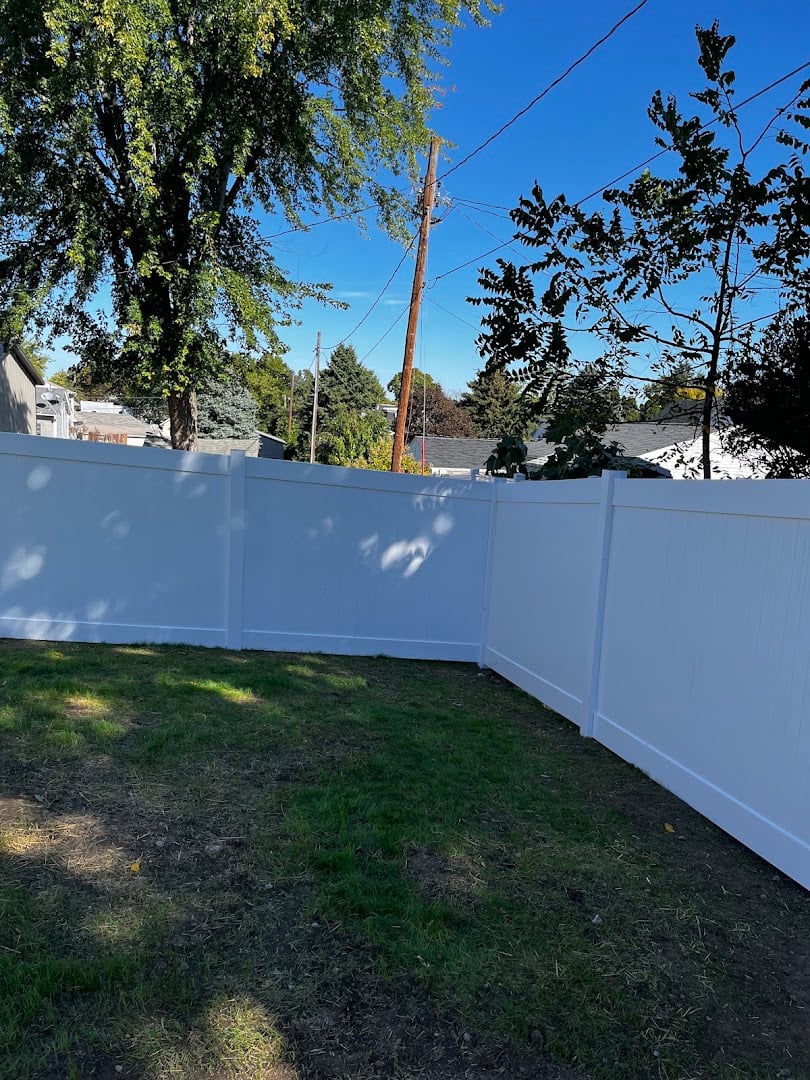 Backyard Vinyl fence project