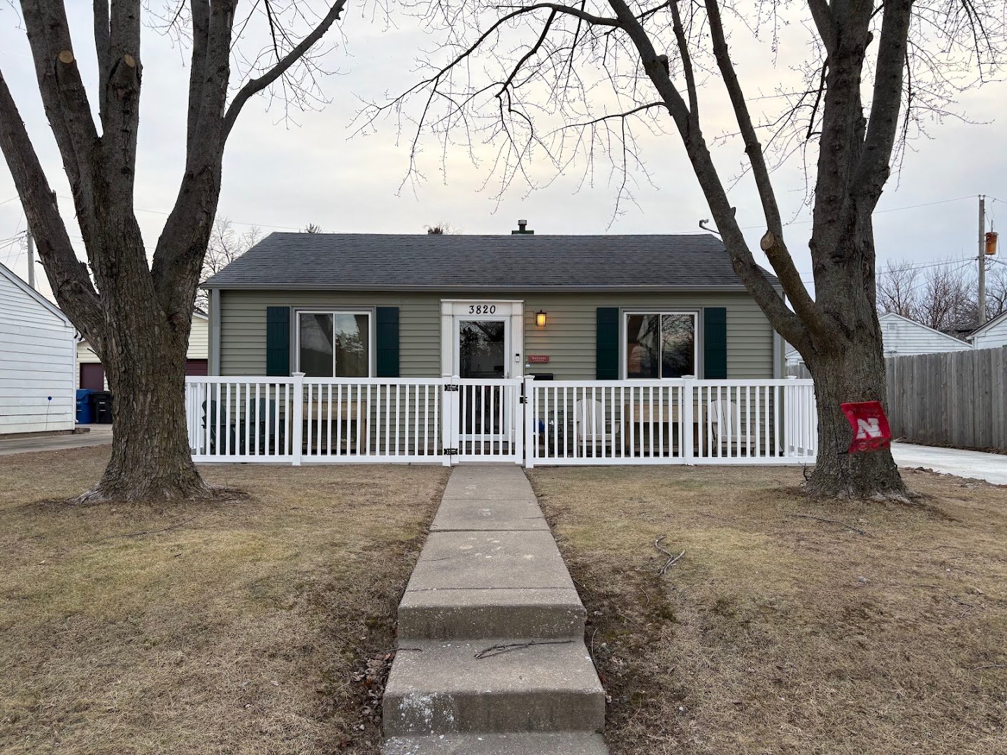 Backyard Vinyl fence project