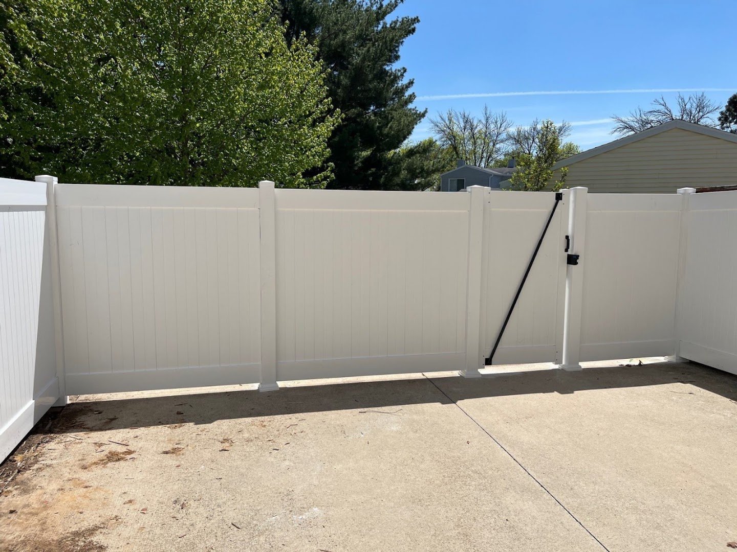 Backyard Vinyl fence project