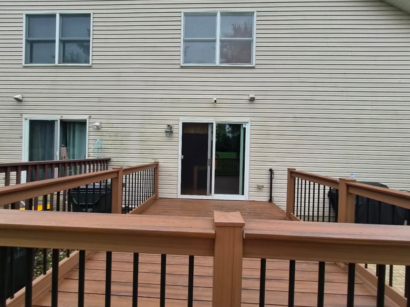Backyard Vinyl railing project