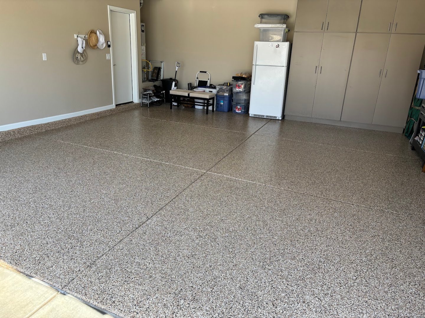 Commercial in Munds Park