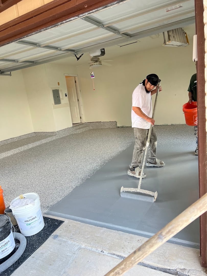Deluxe Garages installation photo