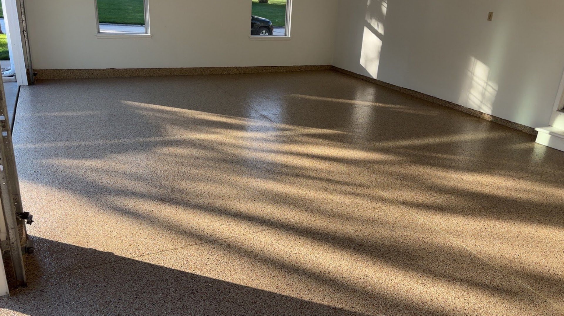 Deluxe Garages installation photo