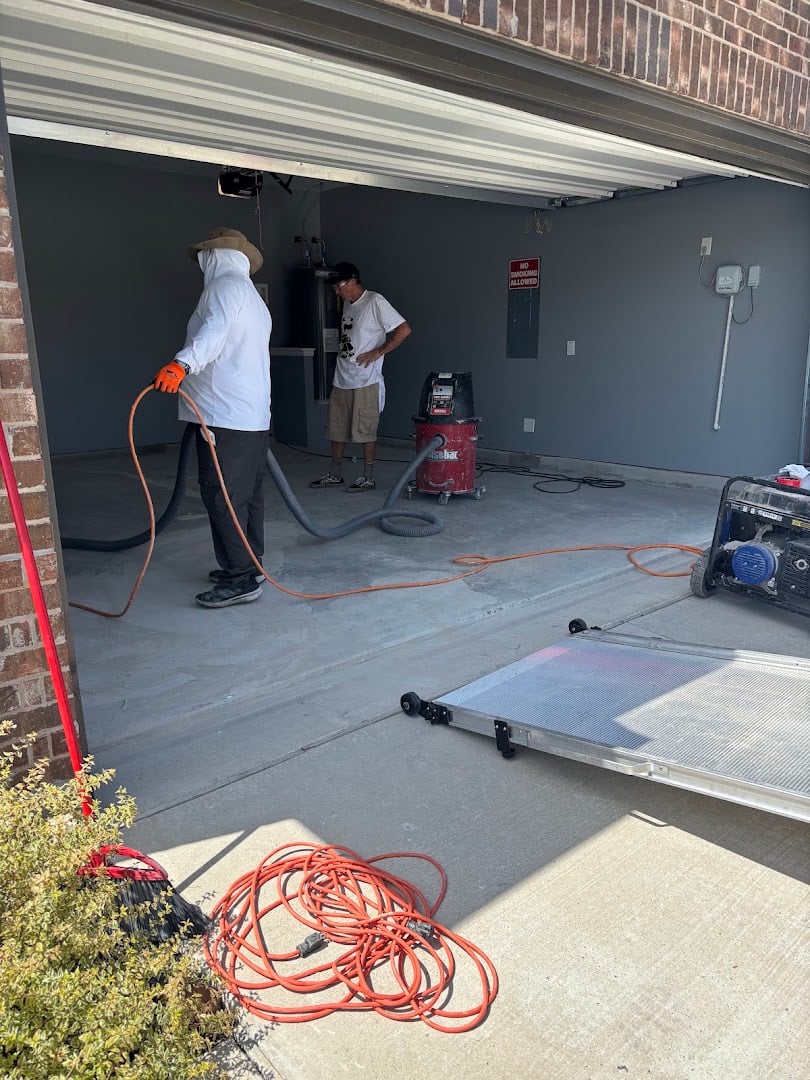 Deluxe Garages installation photo