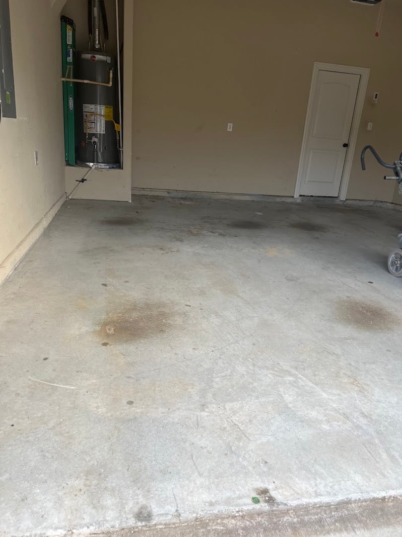 Deluxe Garages installation photo