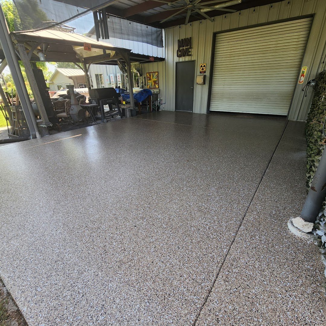 Deluxe Garages installation photo