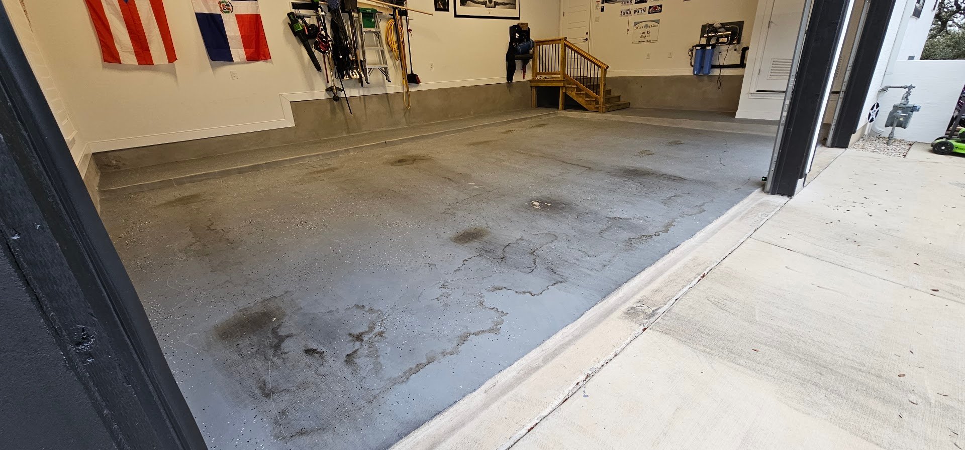 Deluxe Garages installation photo