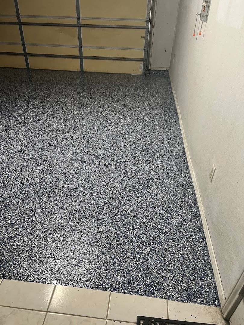 Deluxe Garages installation photo