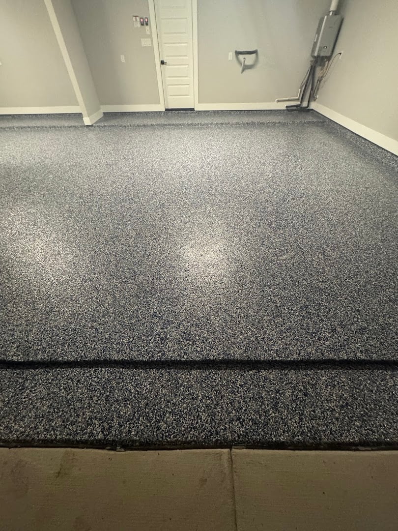 Deluxe Garages installation photo