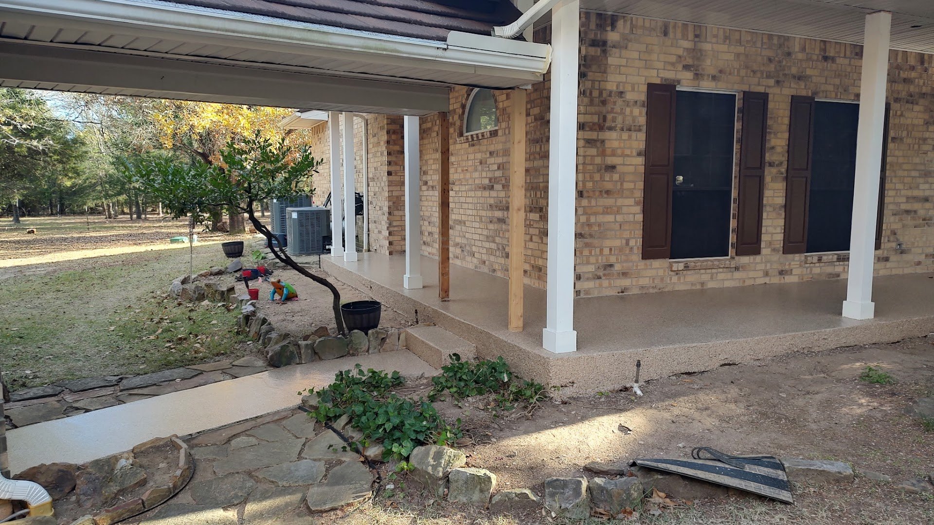 Deluxe Garages installation photo