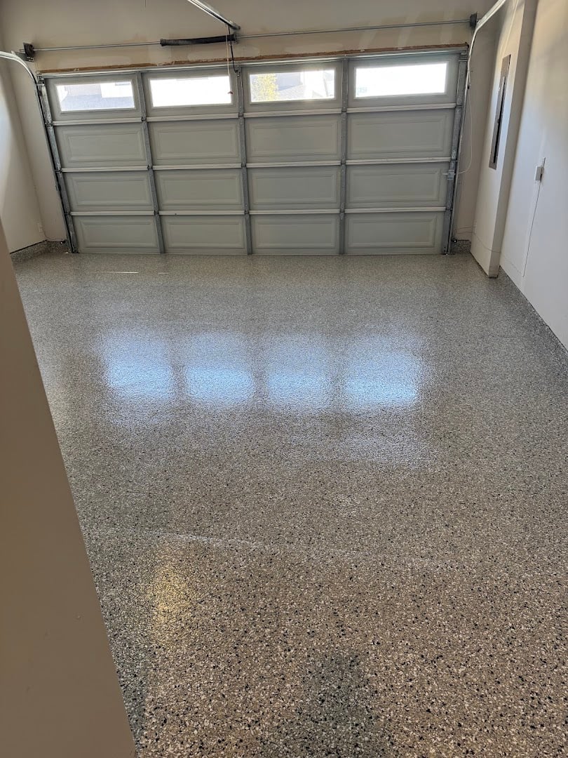 Deluxe Garages installation photo