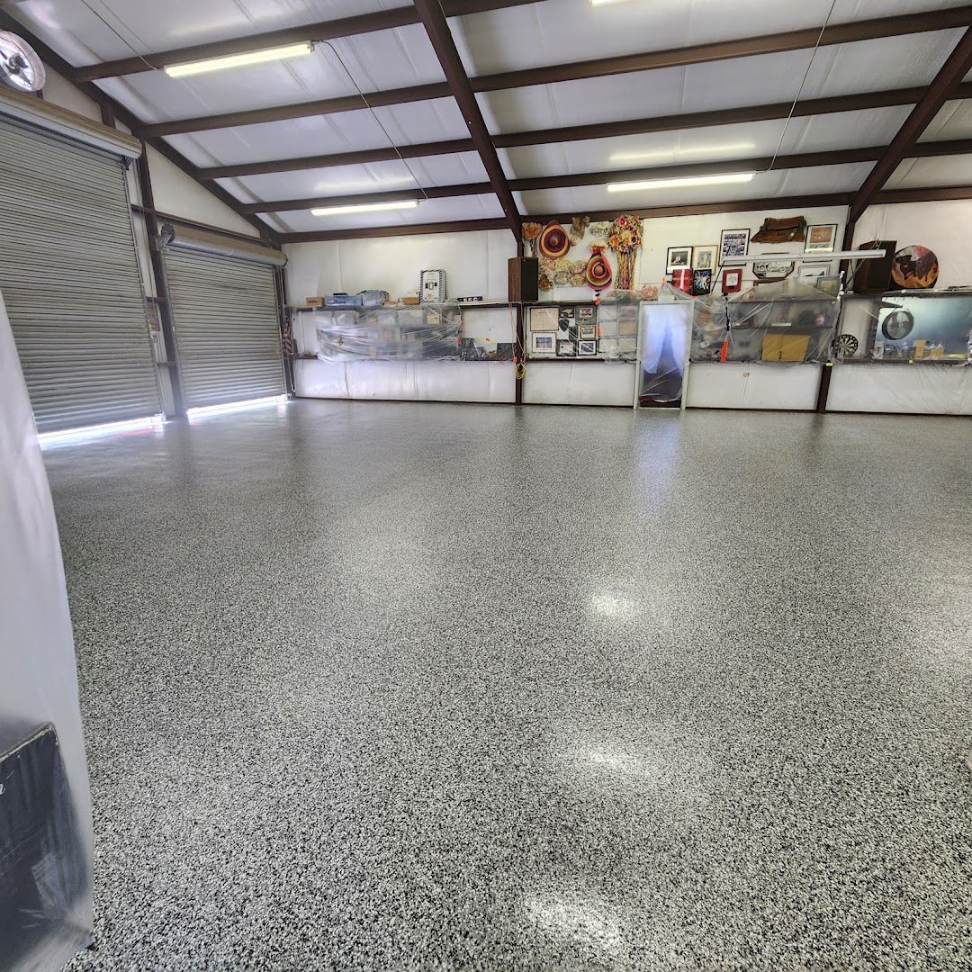 Deluxe Garages installation photo