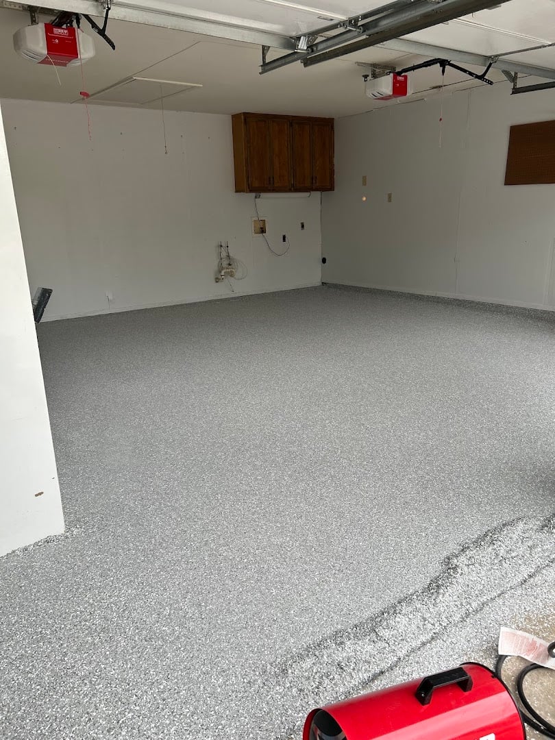 Deluxe Garages installation photo