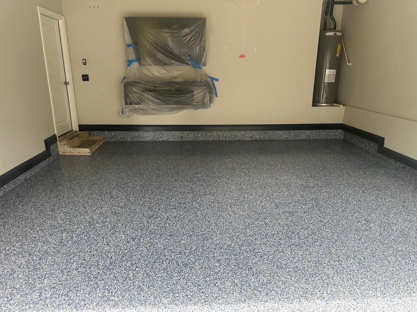 Deluxe Garages installation photo