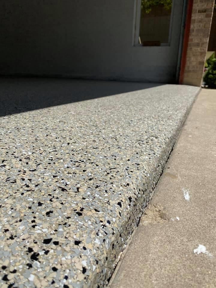 Deluxe Garages installation photo
