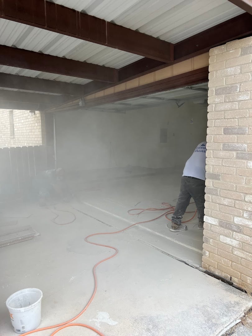 Deluxe Garages installation photo