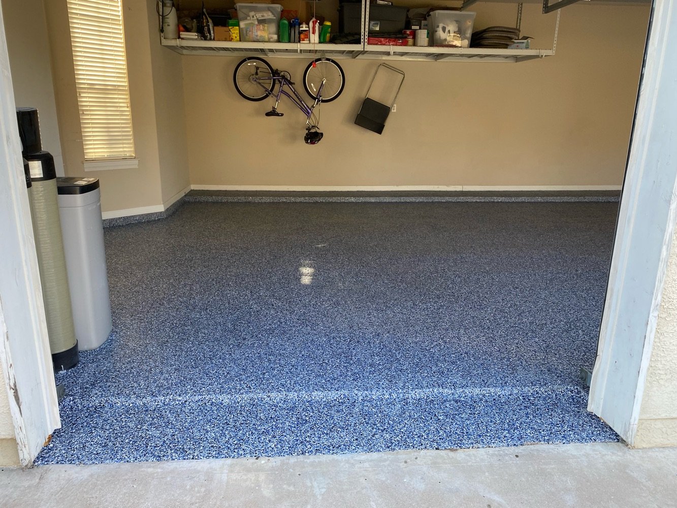 Deluxe Garages installation photo