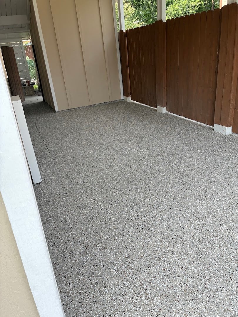 Deluxe Garages installation photo