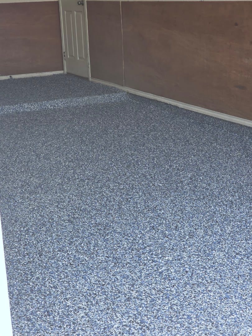 Deluxe Garages installation photo