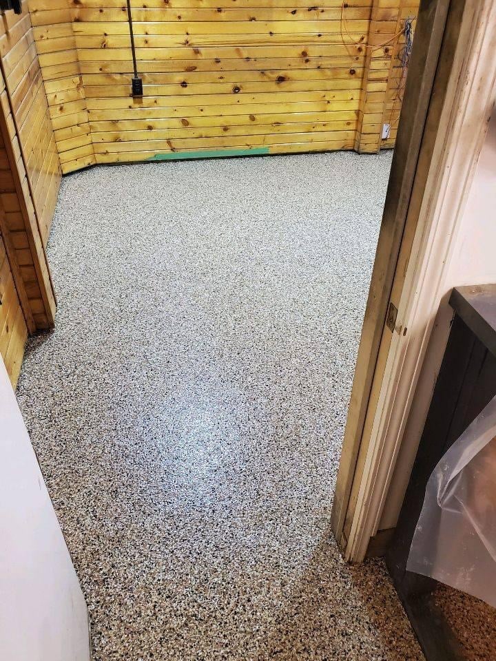 Deluxe Garages installation photo