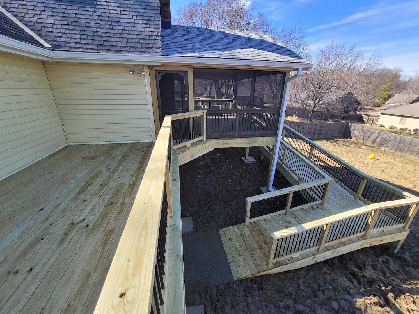 Blue Springs fencing & decking