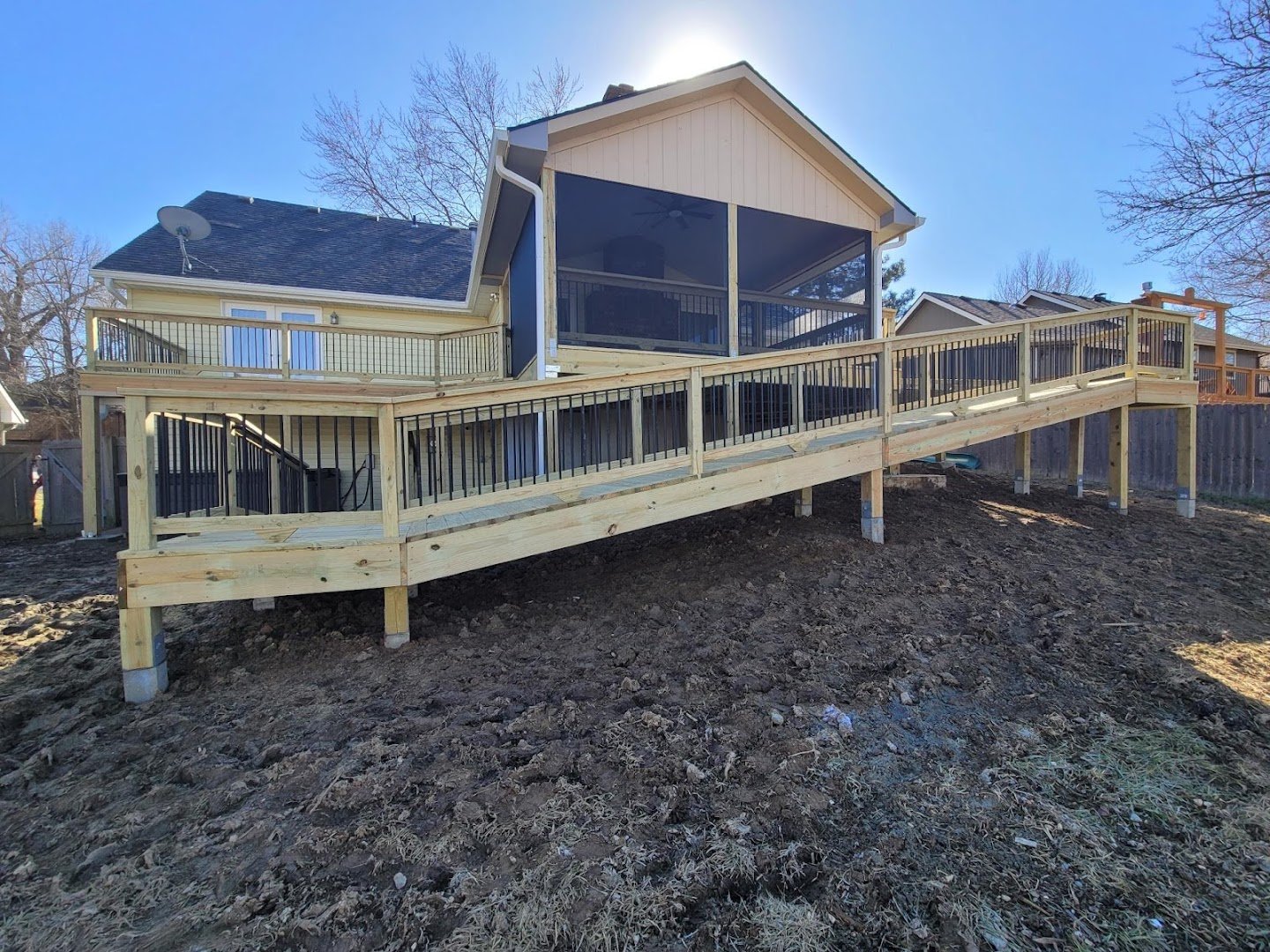 Amoret fencing & decking