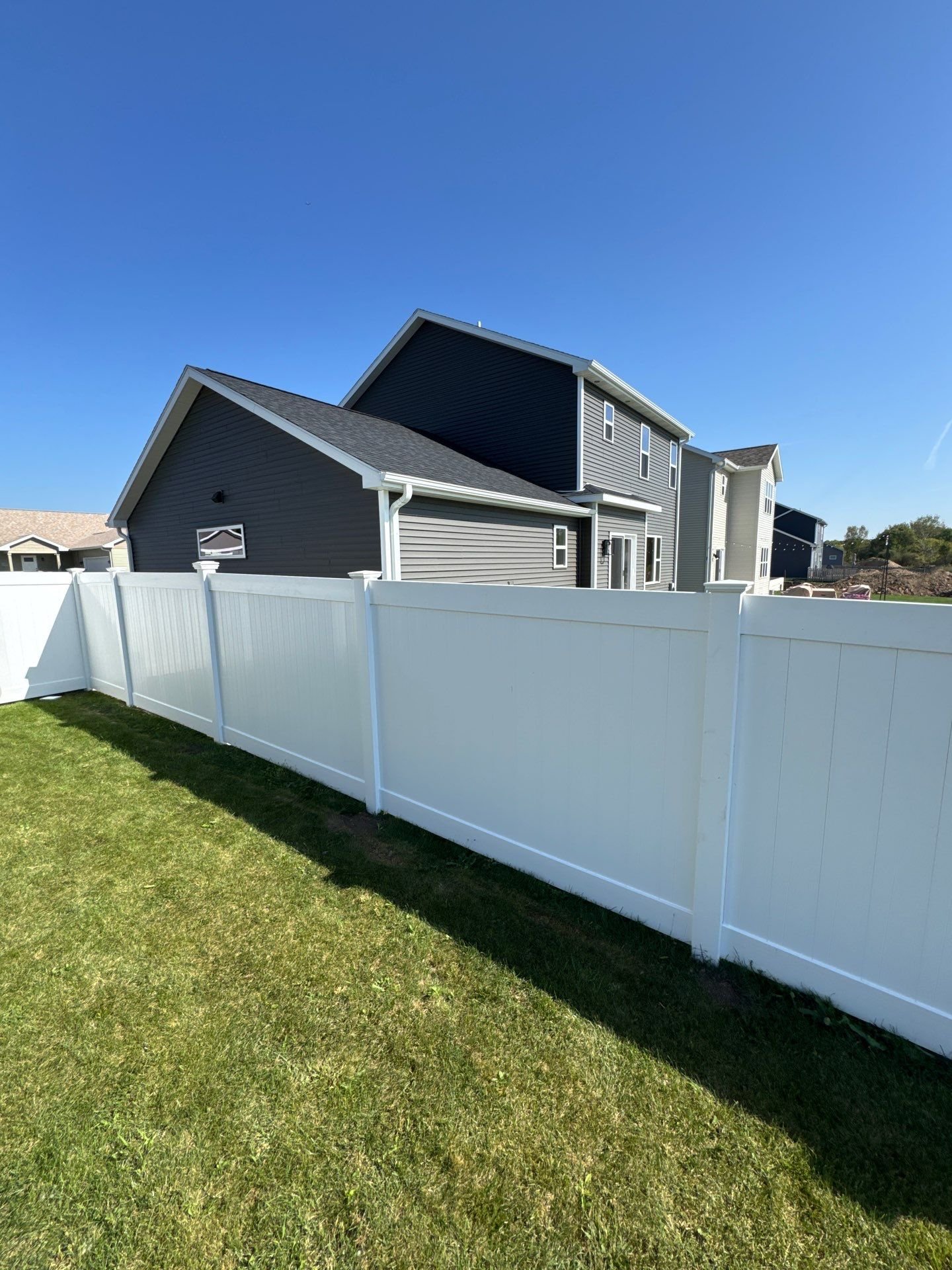 How Fencing Increases Your Home’s Value and Curb Appeal