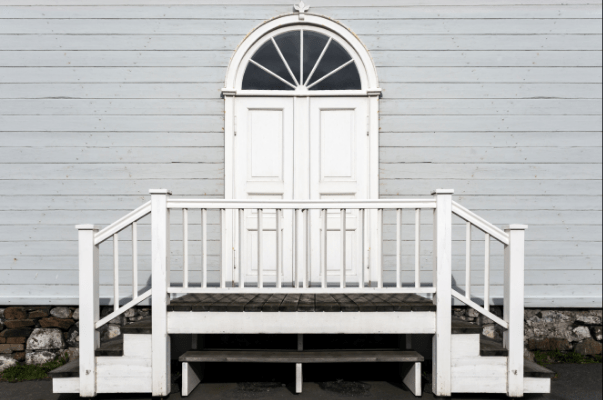 The Top Benefits of Installing Outdoor Railings for Safety and Style