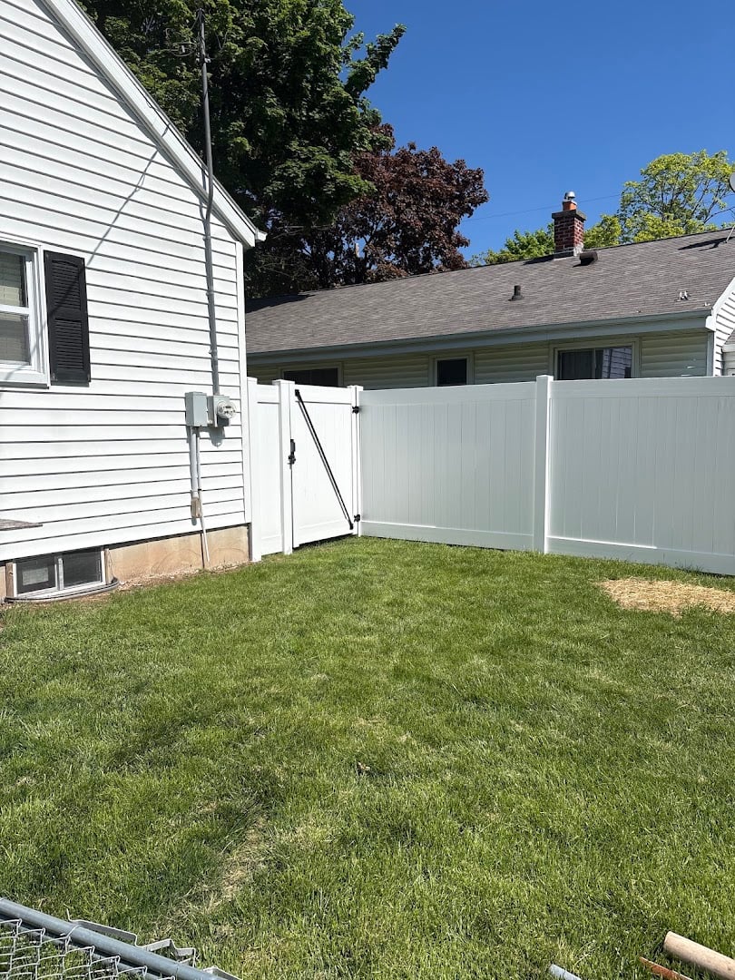 Revamp Fence & Deck installation photo