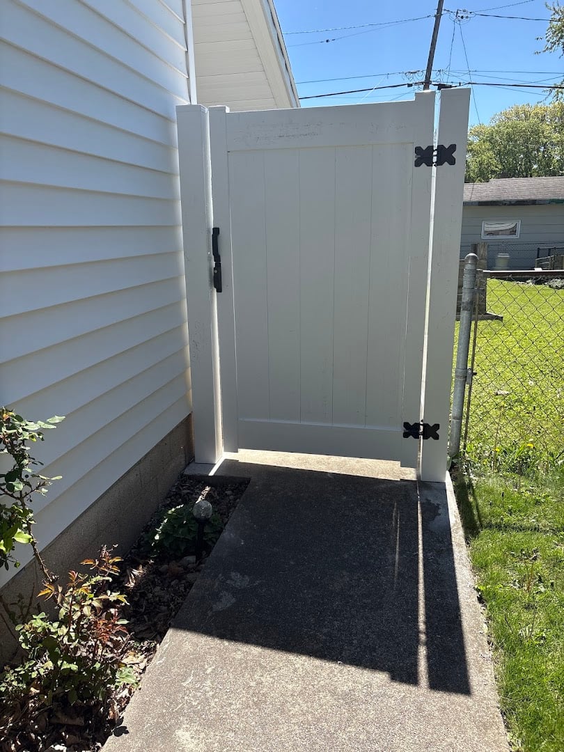 Revamp Fence & Deck installation photo