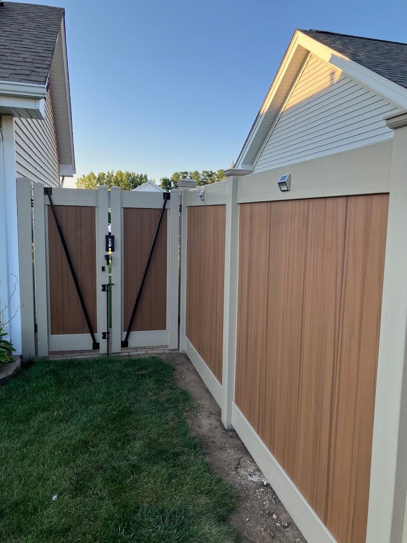 Revamp Fence & Deck installation photo