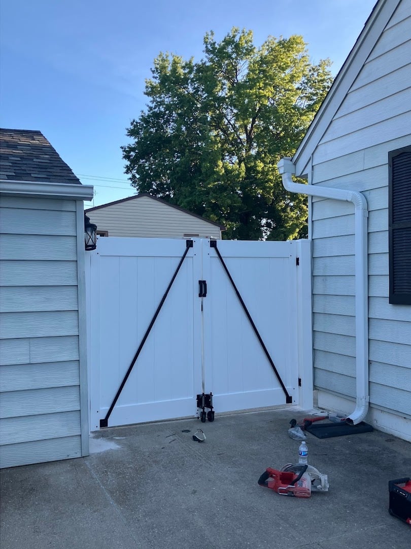 Revamp Fence & Deck installation photo