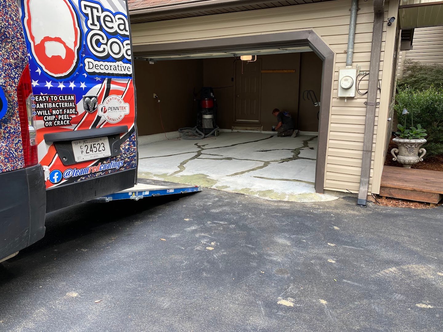 Team Red Coatings garages project