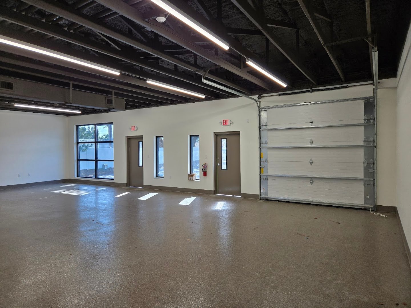 Floor coating installation by Trademark Garage Floors in New Port Richey, FL
