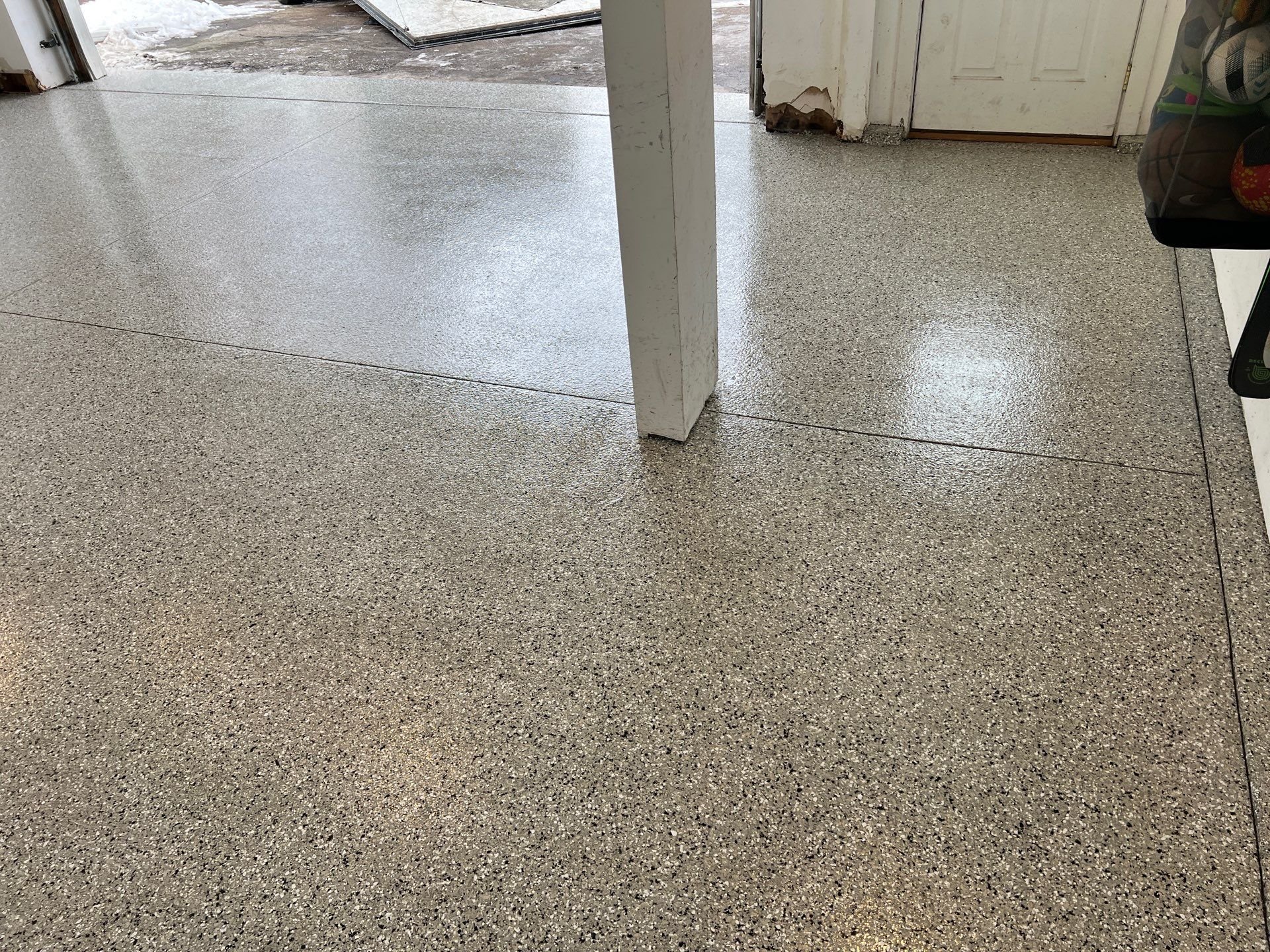 Polyurea vs Epoxy: Which Concrete Coating is Best?