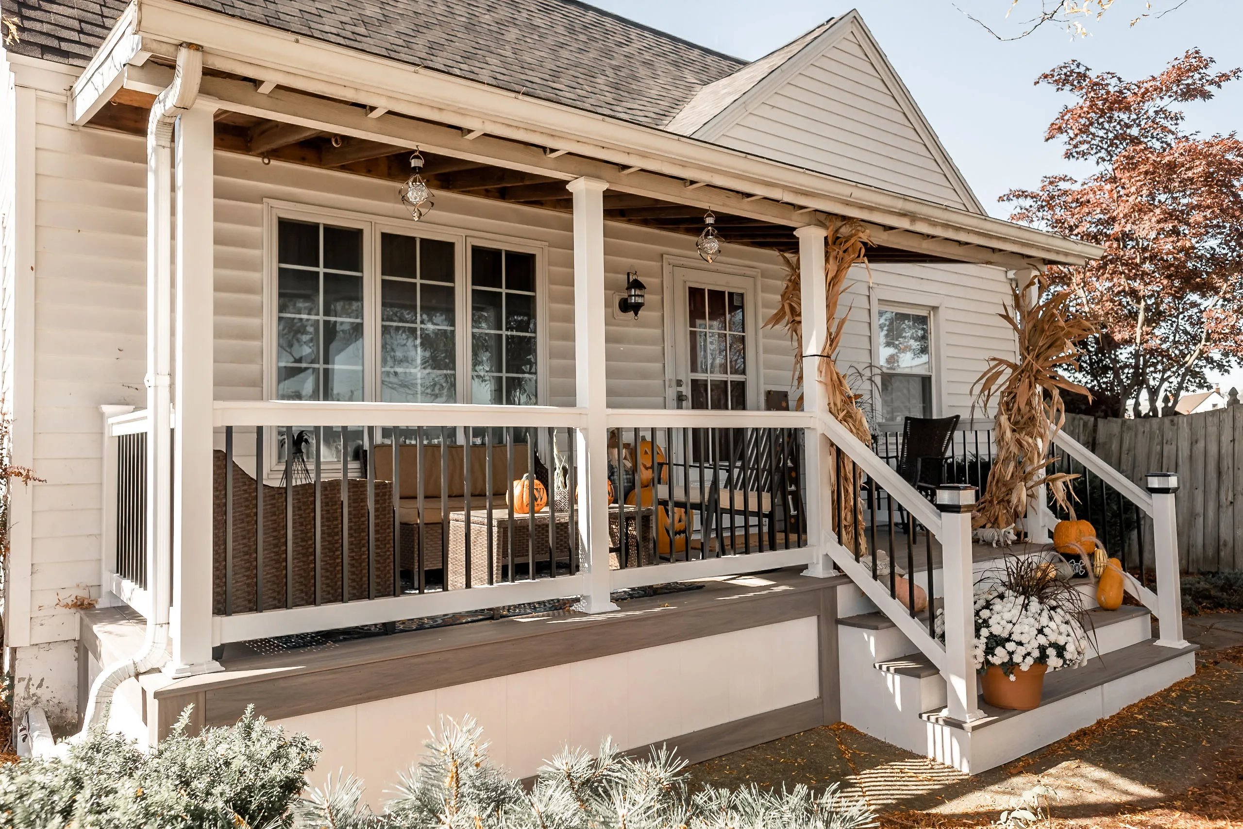 Front Porch Railings photo 1 — The Vinyl Outlet