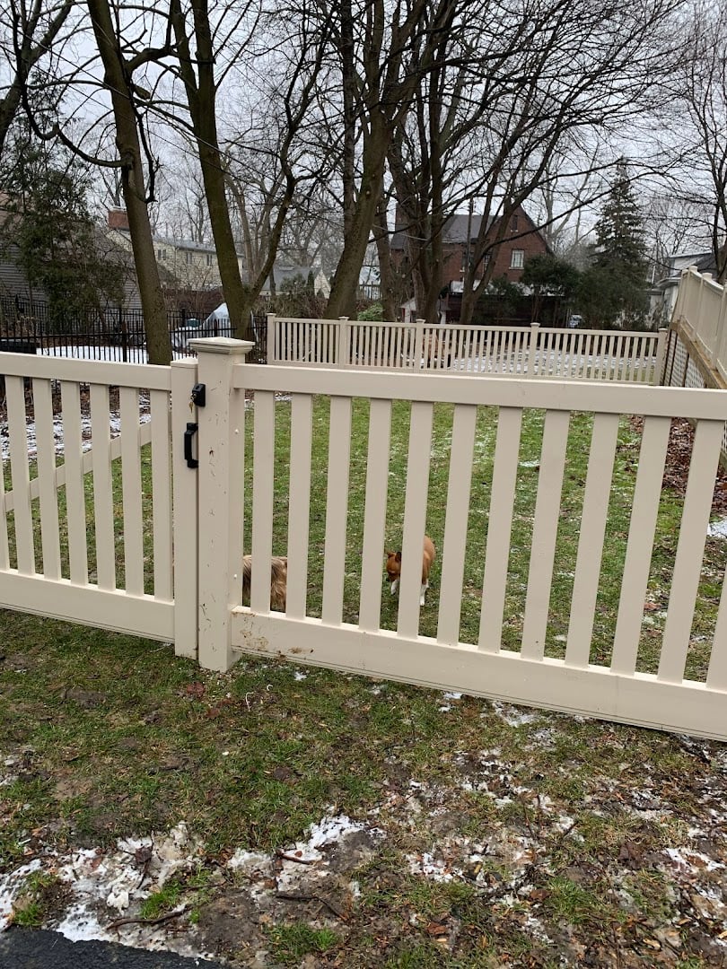 Bolivar fencing & decking